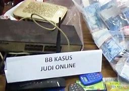 Oknum Polisi Judi Slot Online